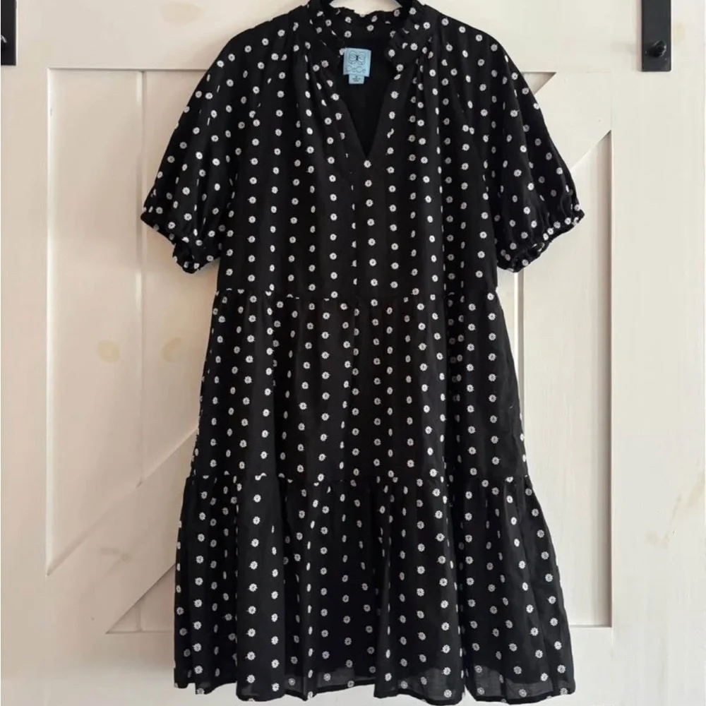 CeCe Black and White Floral Embroidered 100% Cotton Dress - Picture 3 of 6